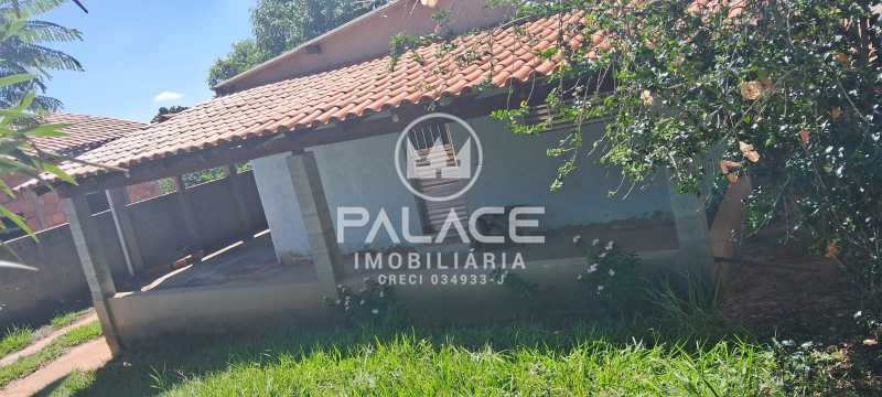 Chácara à venda com 3 quartos, 250m² - Foto 13