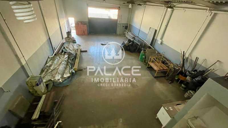 Casa para alugar com 3 quartos, 350m² - Foto 26
