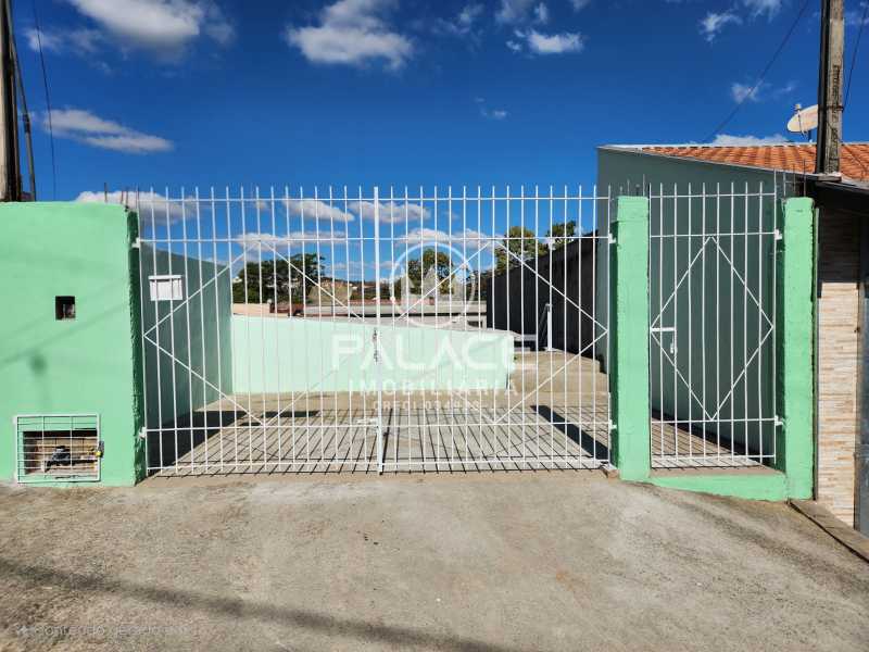 Casa, 1 quarto, 52 m² - Foto 1