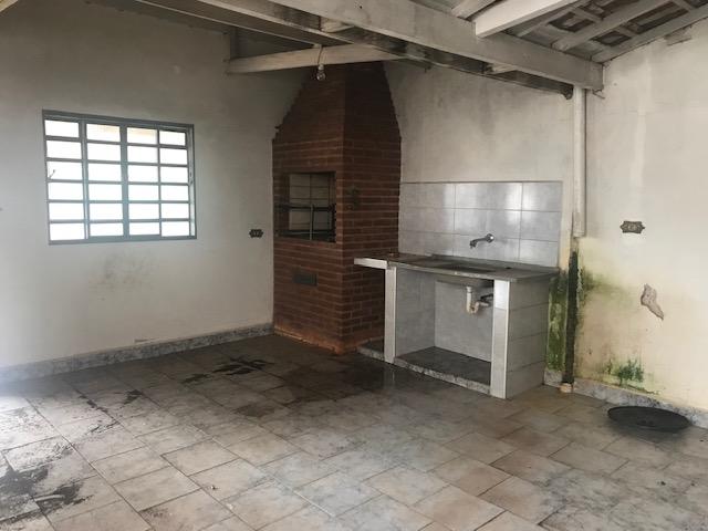 Casa à venda com 4 quartos, 250m² - Foto 11