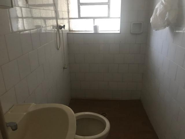 Casa à venda com 4 quartos, 250m² - Foto 15