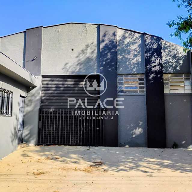 Depósito-Galpão, 228 m² - Foto 1