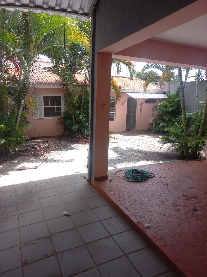 Casa Comercial à venda e aluguel, 237m² - Foto 17