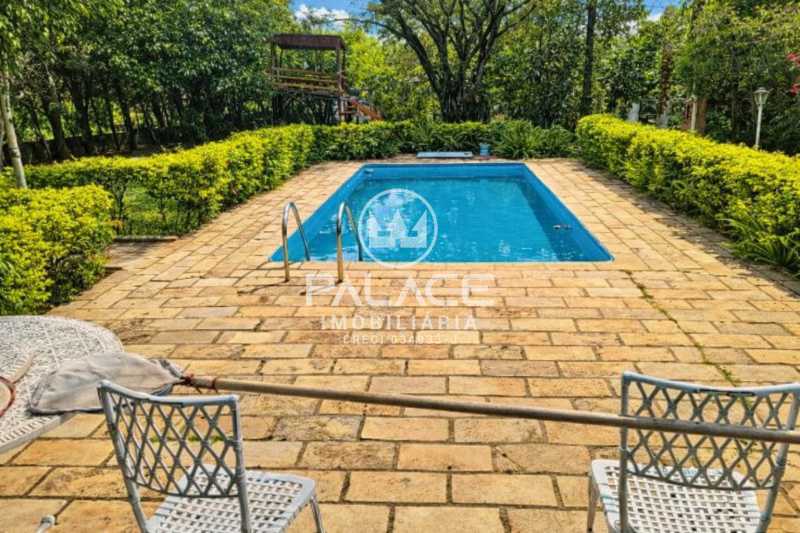 Chácara, 4 quartos, 5000 m² - Foto 1