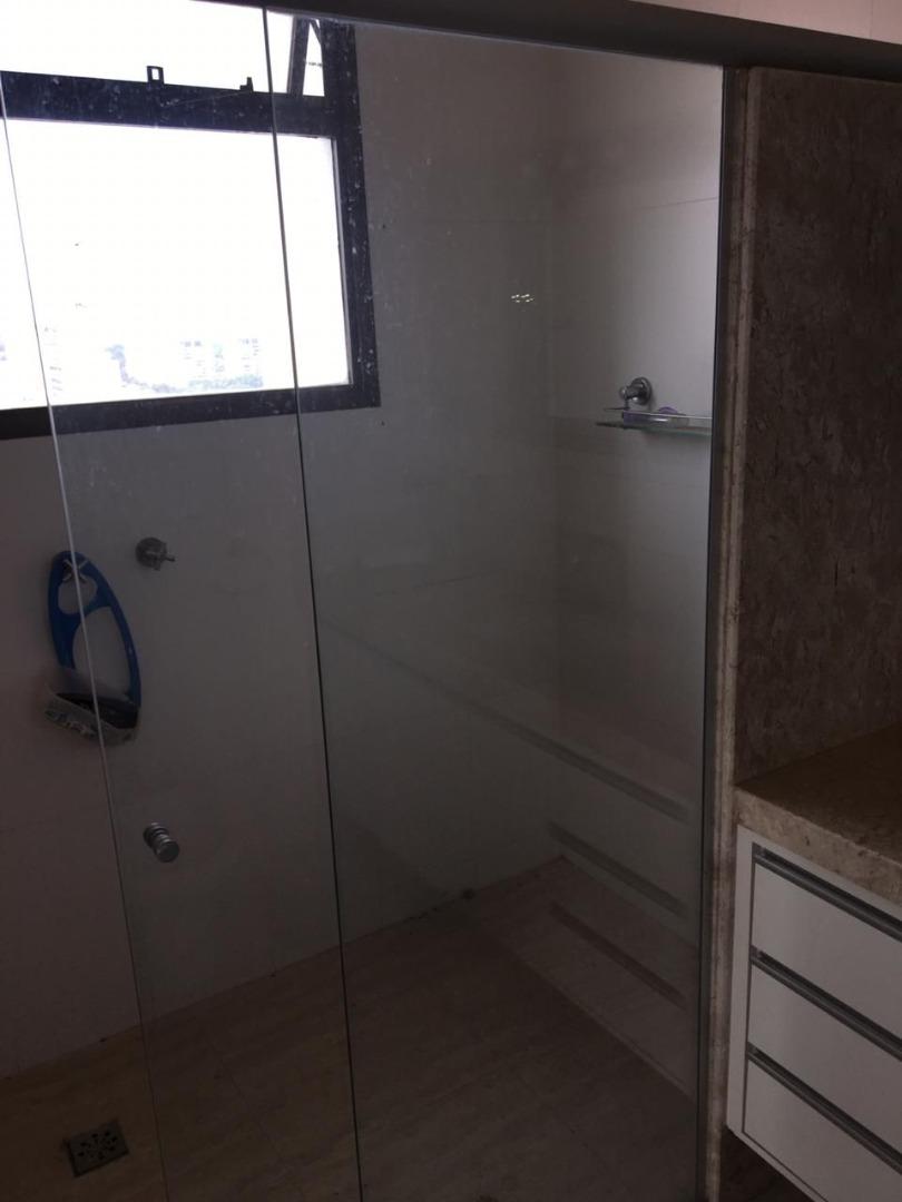 Apartamento para alugar com 4 quartos, 300m² - Foto 25