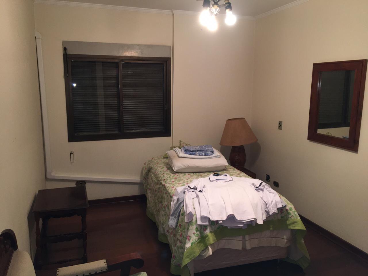 Apartamento à venda com 3 quartos, 240m² - Foto 18