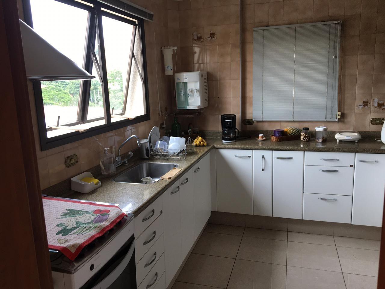 Apartamento à venda com 3 quartos, 240m² - Foto 5