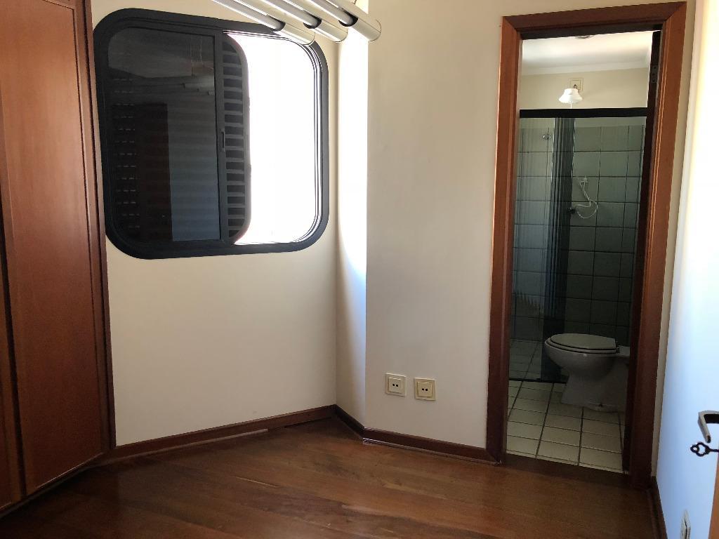 Apartamento à venda com 4 quartos, 282m² - Foto 12