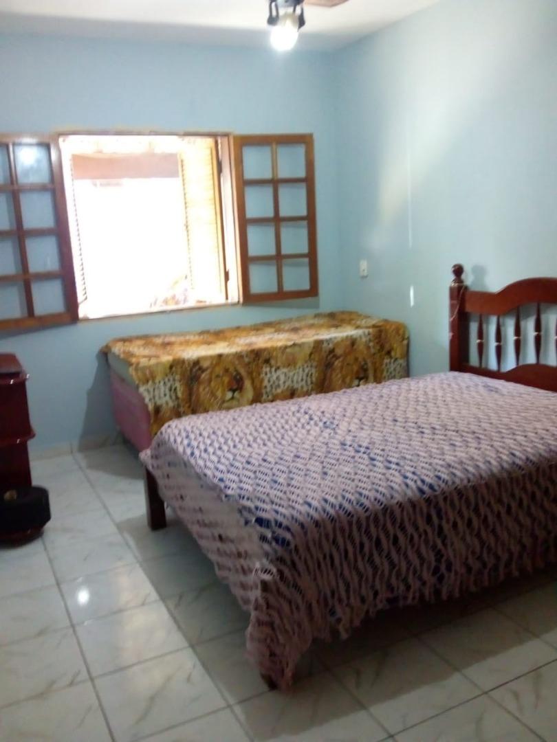 Chácara à venda com 3 quartos, 210m² - Foto 8