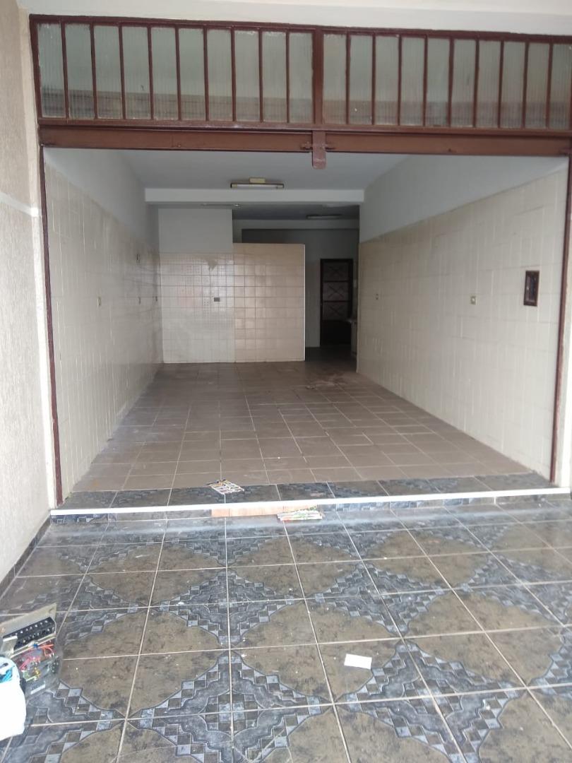 Casa para alugar com 3 quartos, 88m² - Foto 4