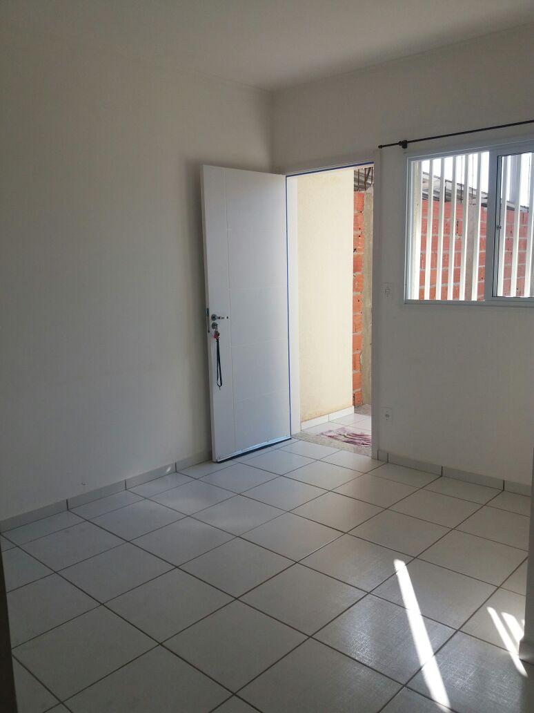 Casa à venda com 2 quartos, 53m² - Foto 9