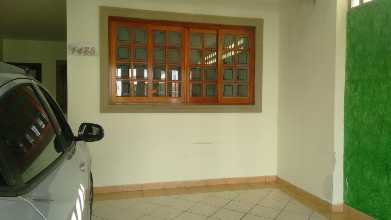 Casa à venda com 3 quartos, 240m² - Foto 24