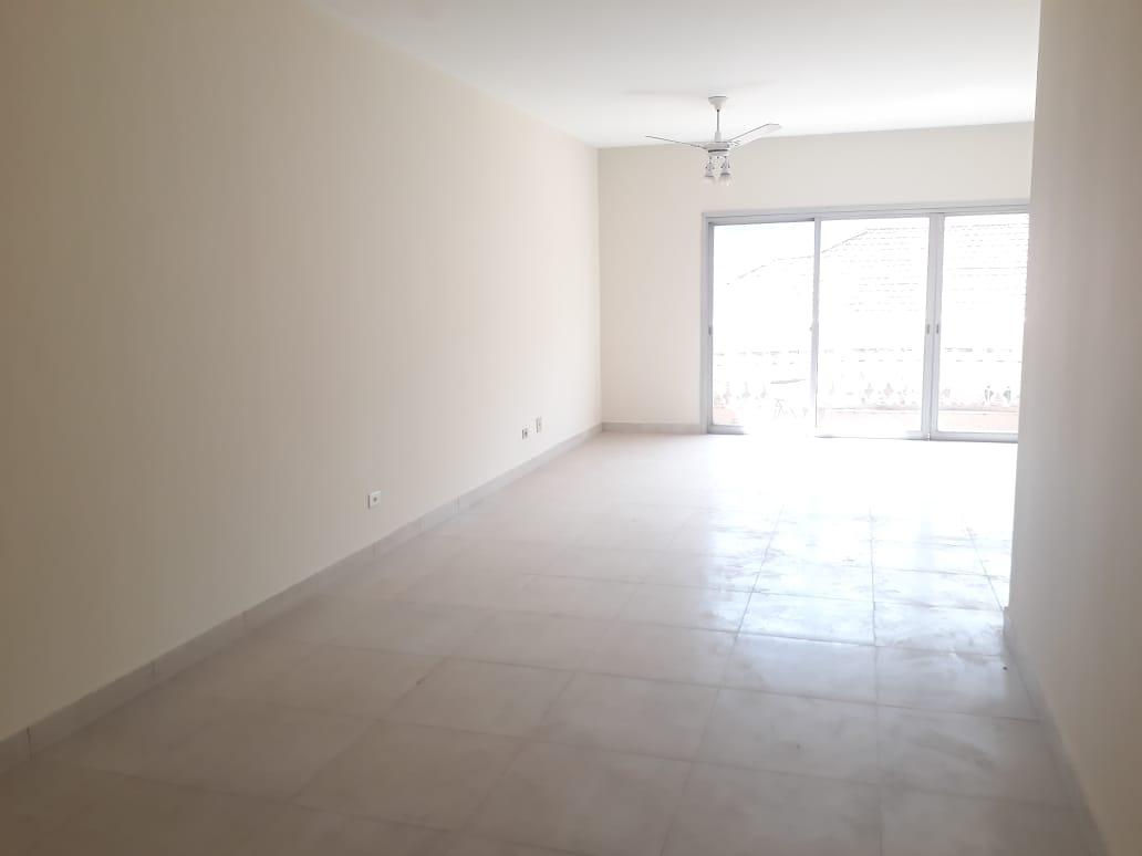 Apartamento à venda com 3 quartos, 153m² - Foto 1