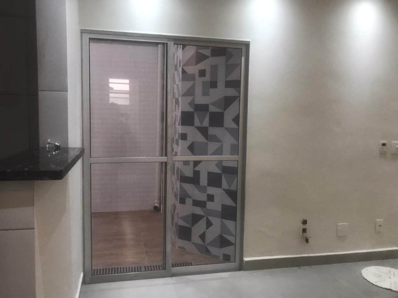 Apartamento à venda com 2 quartos, 55m² - Foto 3