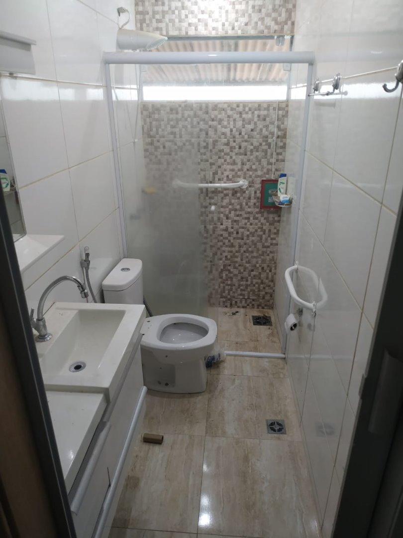 Casa à venda com 3 quartos, 80m² - Foto 13