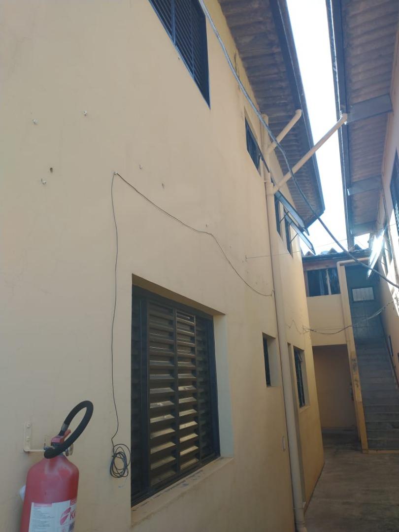 Casa de Condomínio à venda com 11 quartos, 400m² - Foto 1