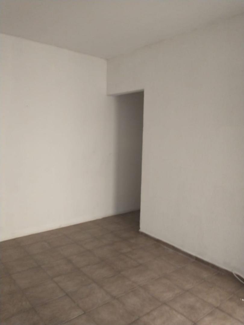 Casa de Condomínio à venda com 11 quartos, 400m² - Foto 11