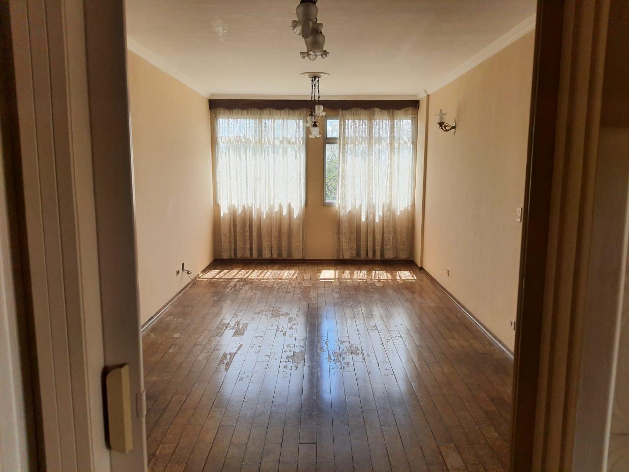 Apartamento à venda com 3 quartos, 100m² - Foto 2