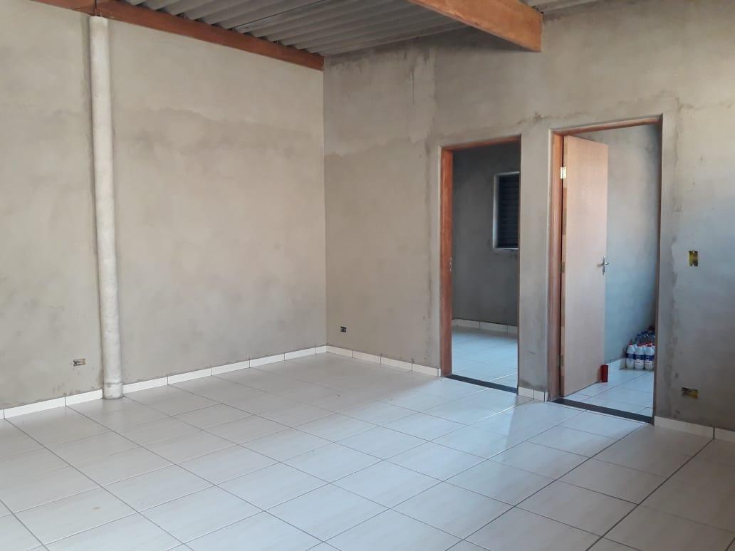 Casa à venda com 2 quartos, 140m² - Foto 3