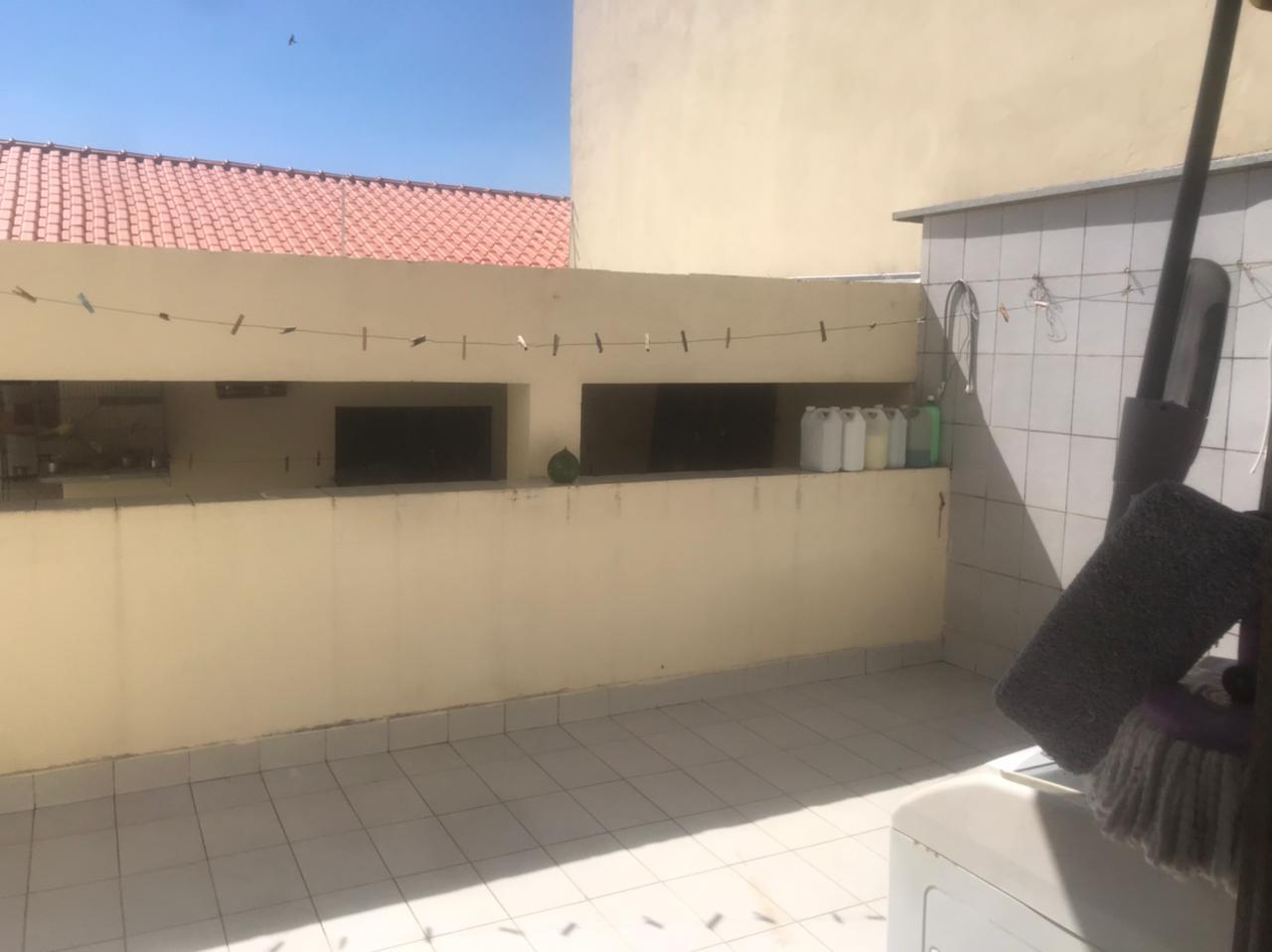 Casa à venda com 4 quartos, 216m² - Foto 6