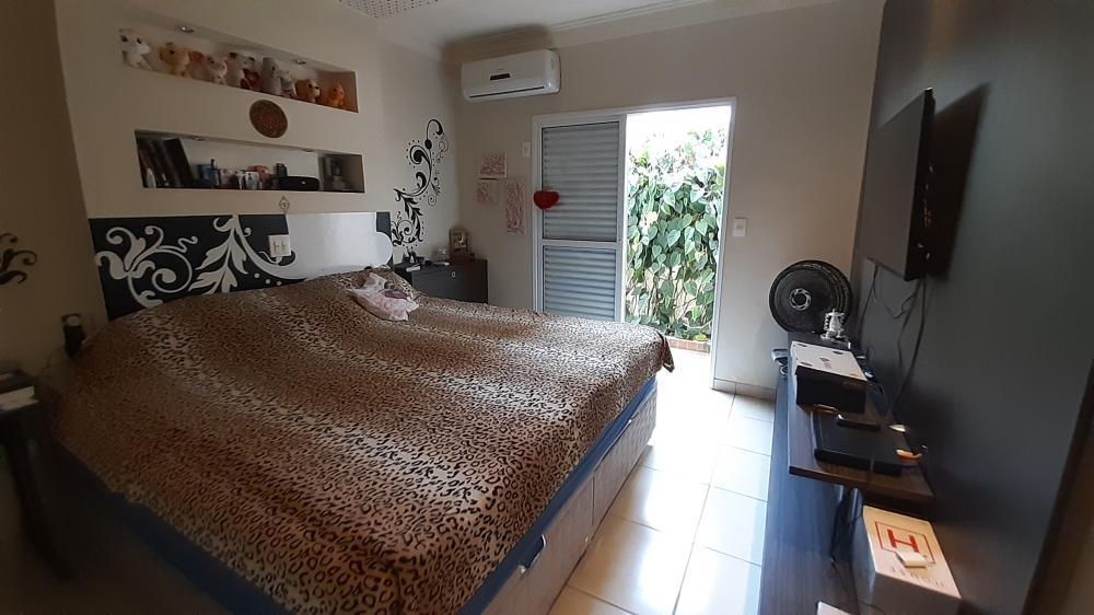 Casa de Condomínio à venda com 4 quartos, 310m² - Foto 29