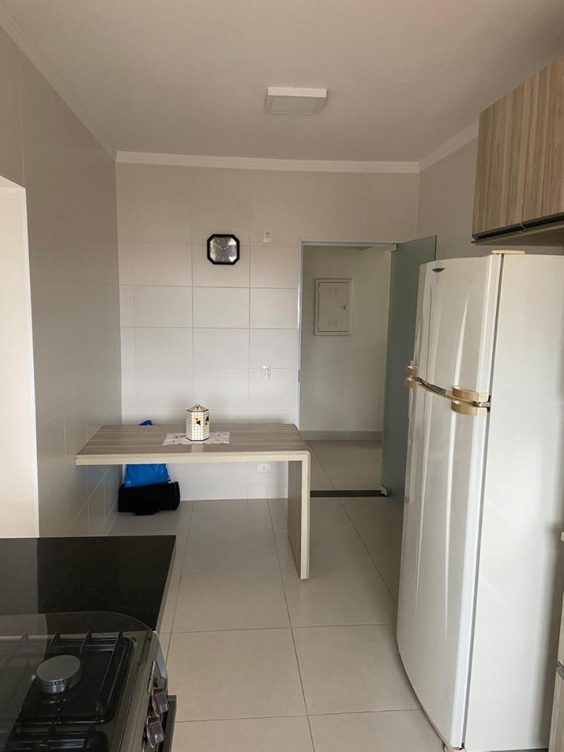 Apartamento à venda com 2 quartos, 77m² - Foto 15