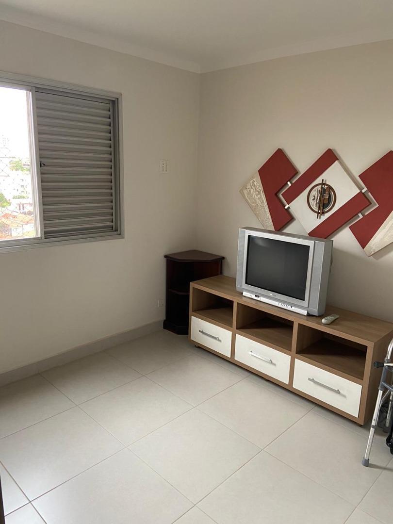 Apartamento à venda com 2 quartos, 77m² - Foto 8