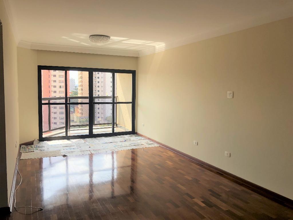 Apartamento à venda com 3 quartos, 136m² - Foto 19