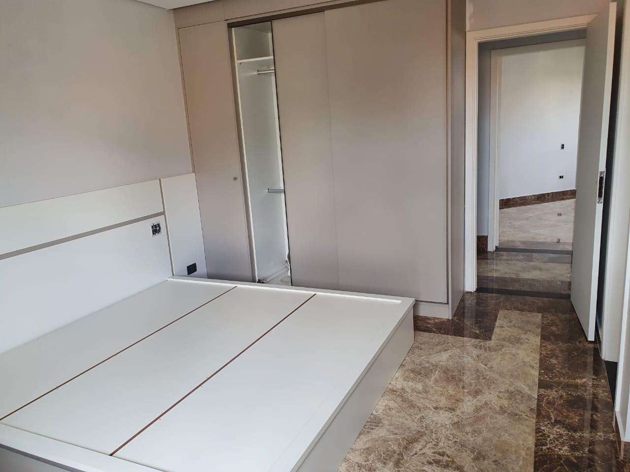 Apartamento à venda com 3 quartos, 157m² - Foto 6