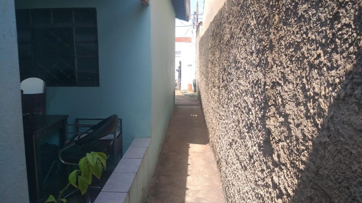 Casa à venda com 2 quartos, 100m² - Foto 3