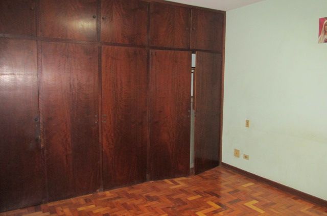 Casa Comercial à venda e aluguel com 4 quartos, 373m² - Foto 10