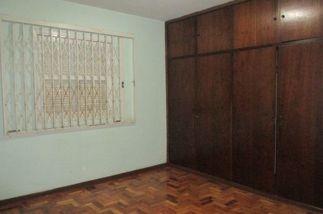 Casa Comercial à venda e aluguel com 4 quartos, 373m² - Foto 24