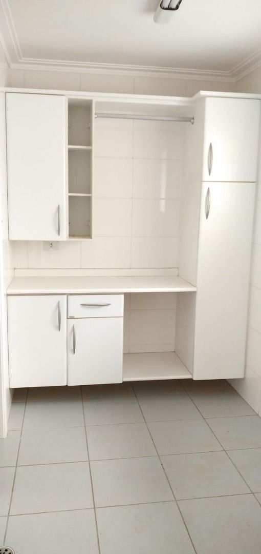 Apartamento à venda com 3 quartos, 146m² - Foto 18