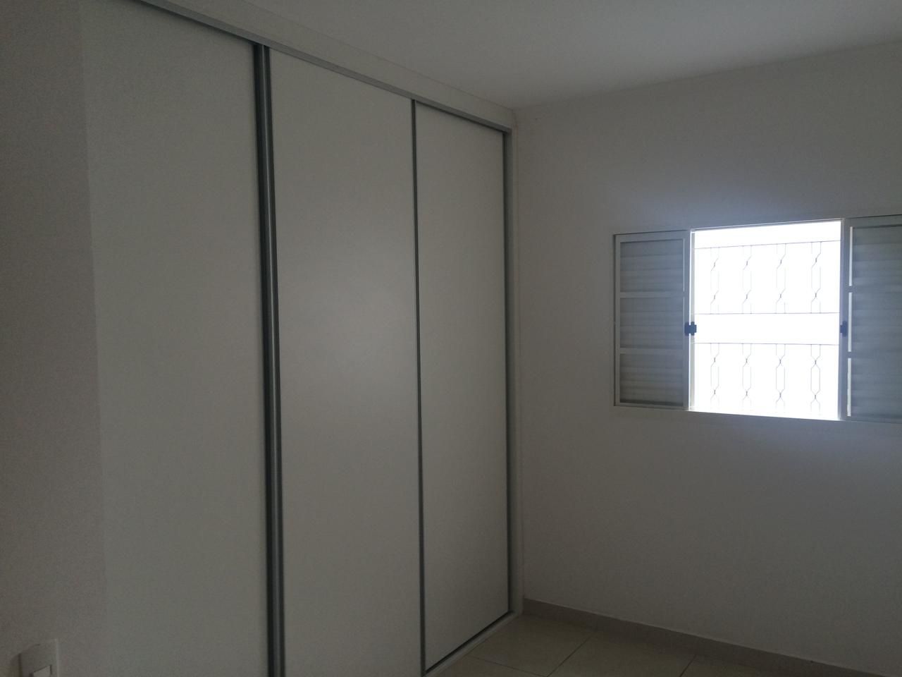 Casa à venda com 3 quartos, 190m² - Foto 9