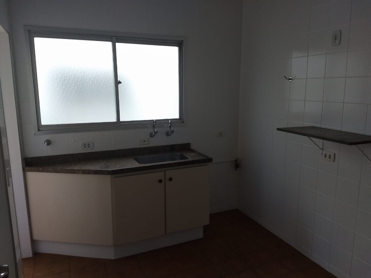 Apartamento à venda com 3 quartos, 76m² - Foto 5