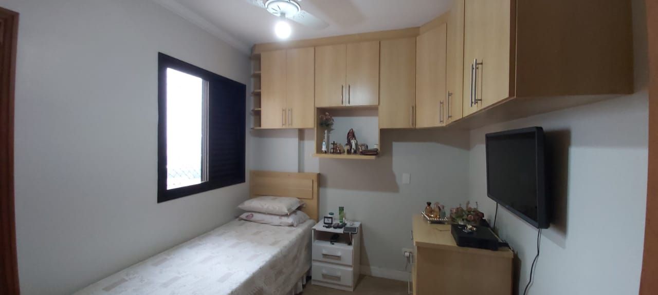 Apartamento à venda com 3 quartos, 82m² - Foto 11