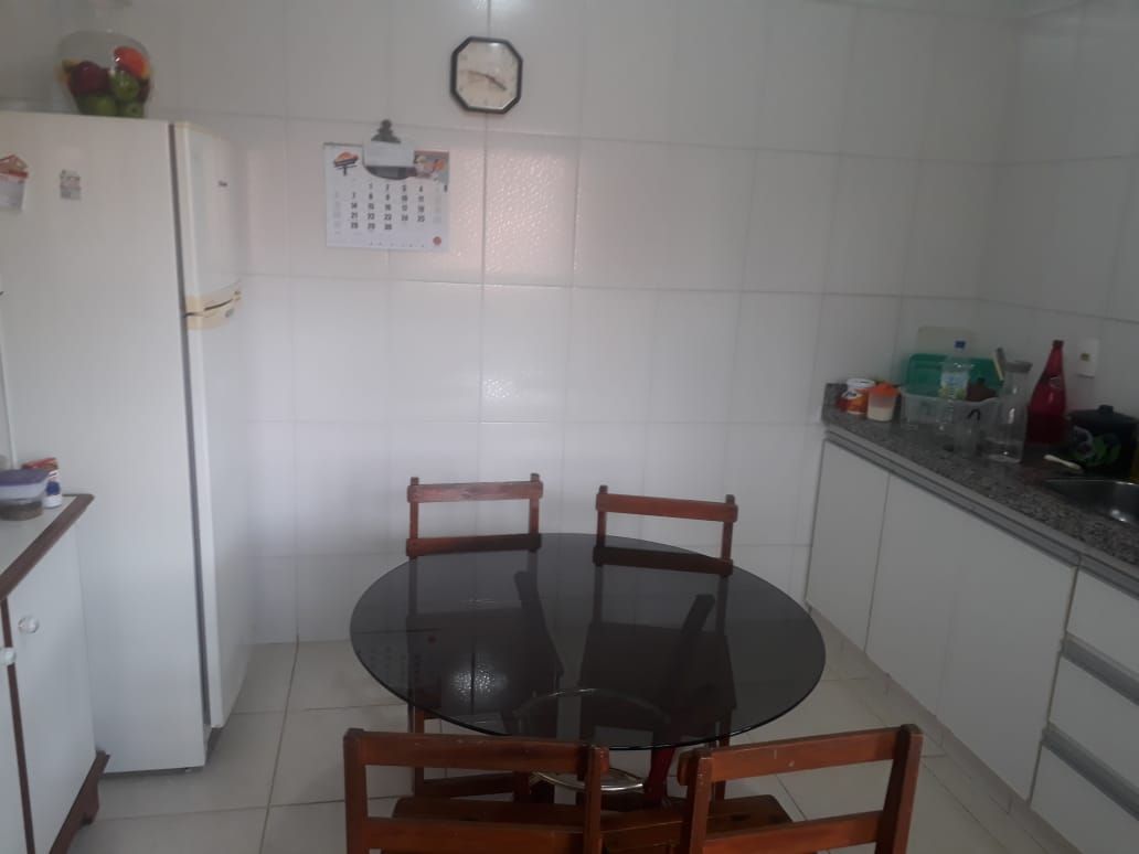 Chácara à venda com 2 quartos, 200m² - Foto 16