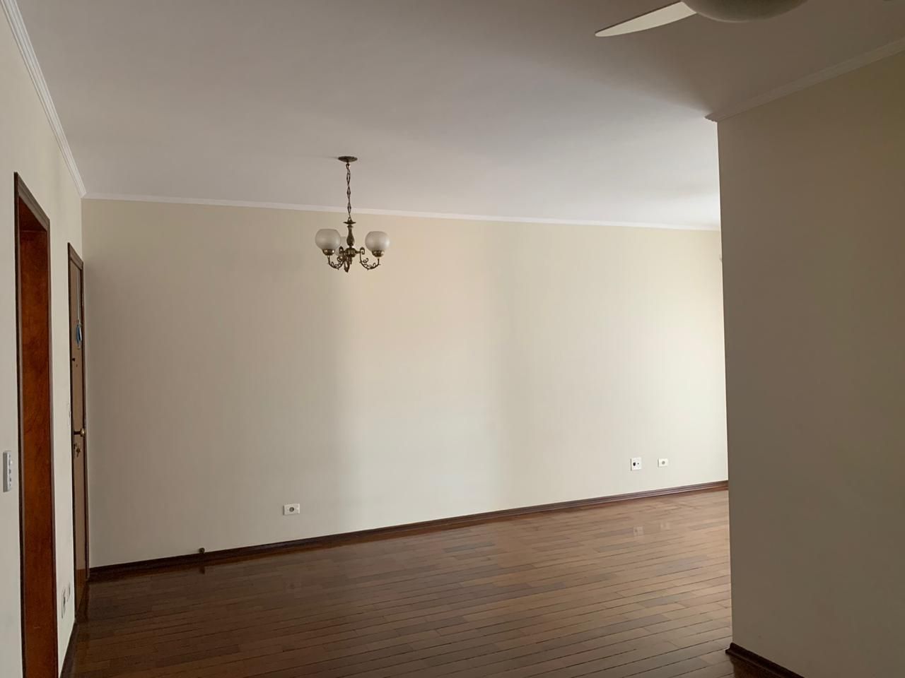 Apartamento à venda com 3 quartos, 104m² - Foto 3