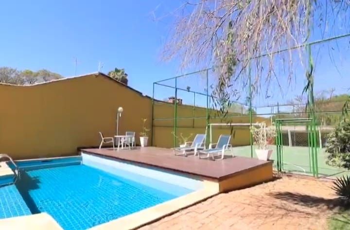 Casa à venda com 5 quartos, 440m² - Foto 2