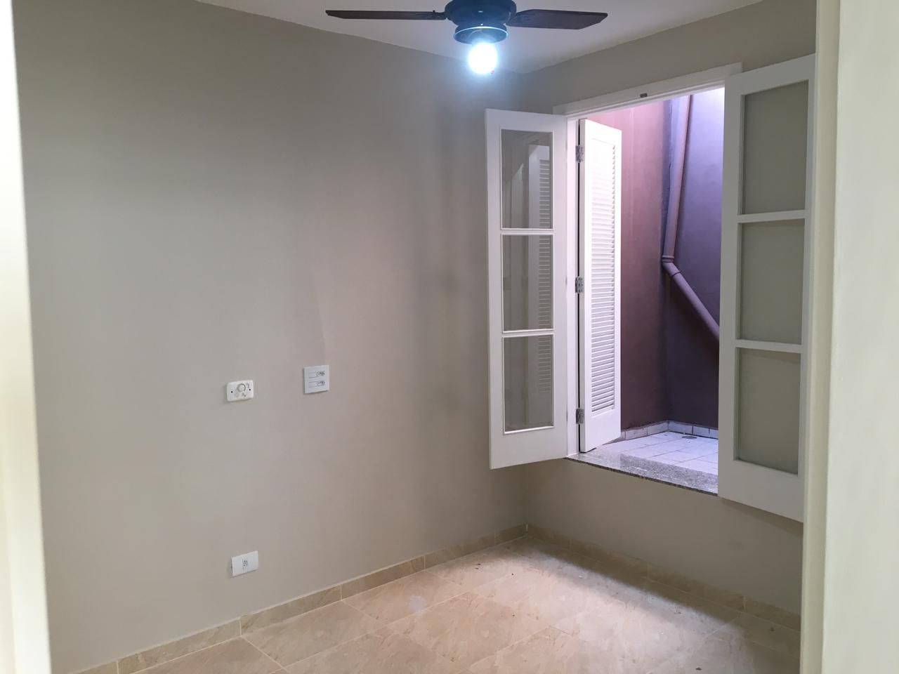 Casa para alugar com 2 quartos, 75m² - Foto 5