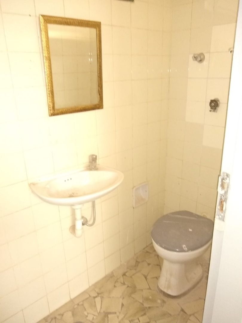 Casa para alugar com 3 quartos, 100m² - Foto 13