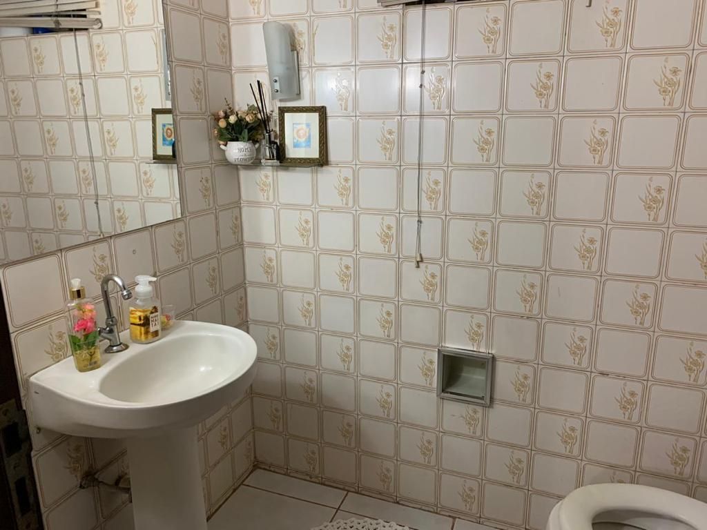 Casa à venda com 3 quartos, 365m² - Foto 18