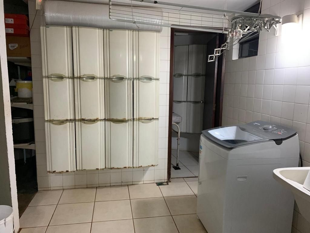 Casa à venda com 3 quartos, 365m² - Foto 28