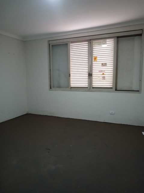 Casa Comercial para alugar com 3 quartos, 217m² - Foto 10