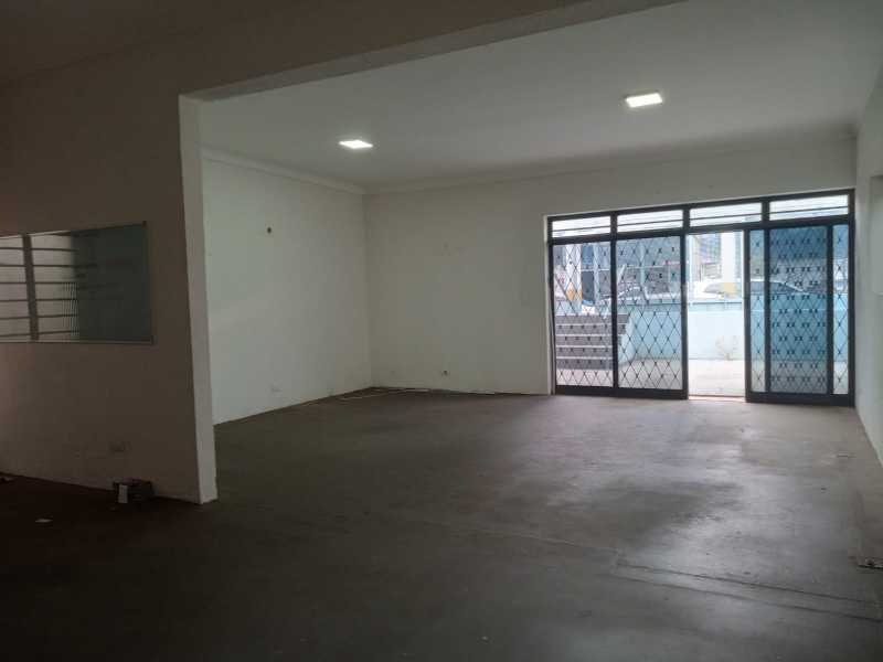 Casa Comercial para alugar com 3 quartos, 217m² - Foto 7