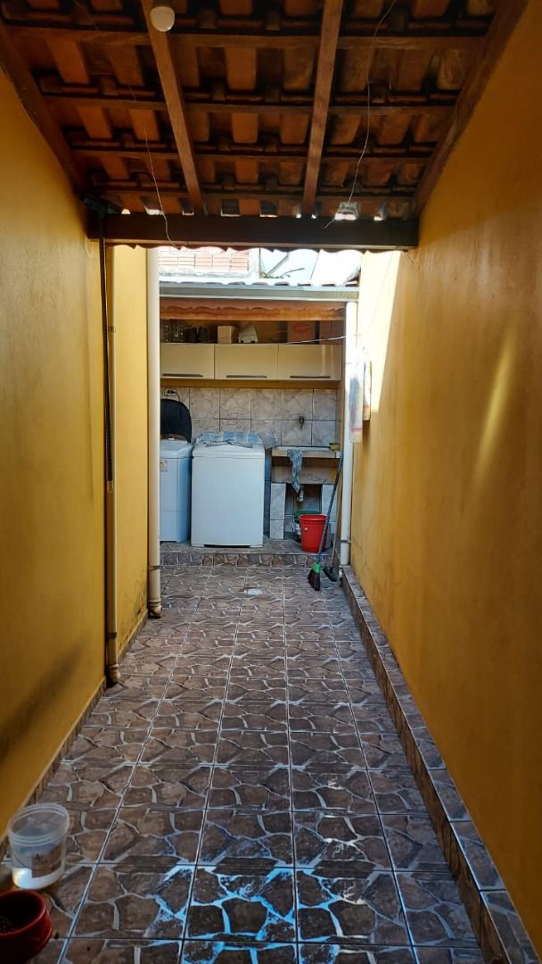 Casa à venda com 3 quartos, 160m² - Foto 17