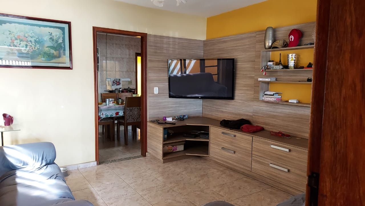 Casa à venda com 3 quartos, 160m² - Foto 2