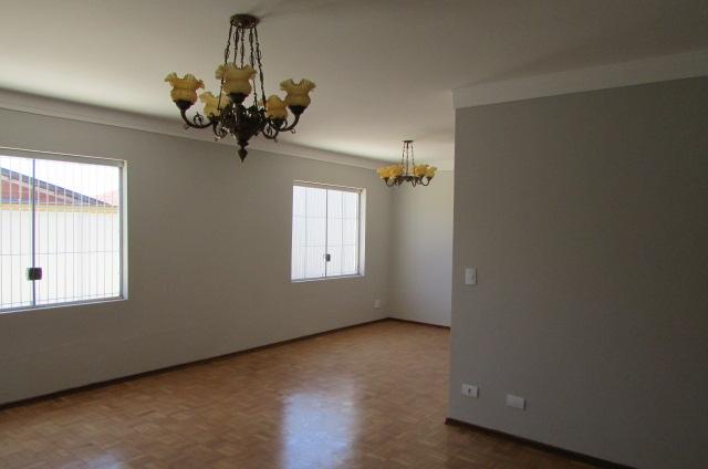 Casa à venda com 3 quartos, 130m² - Foto 5