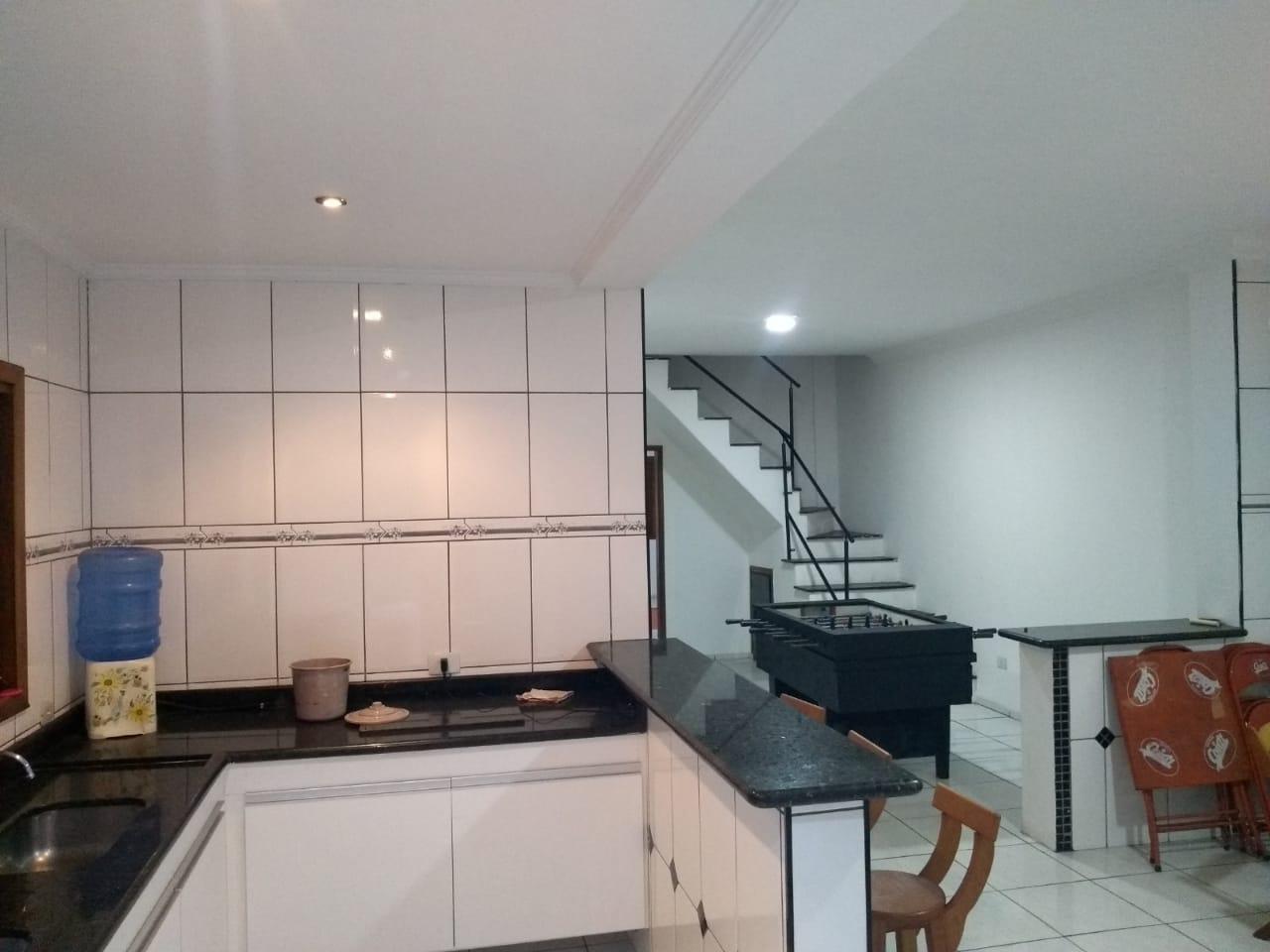 Casa à venda com 2 quartos, 180m² - Foto 10