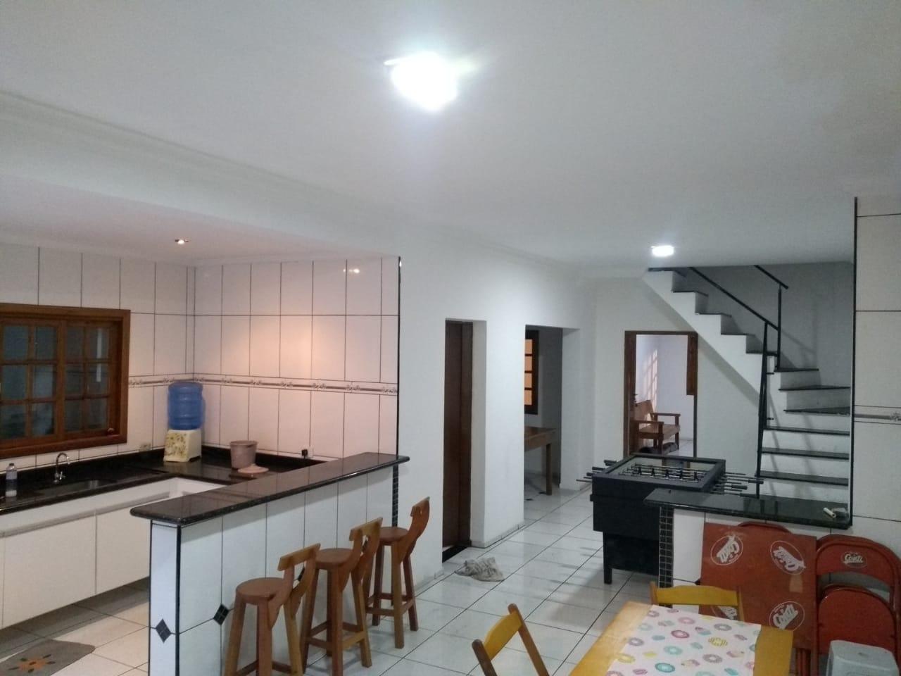 Casa à venda com 2 quartos, 180m² - Foto 21